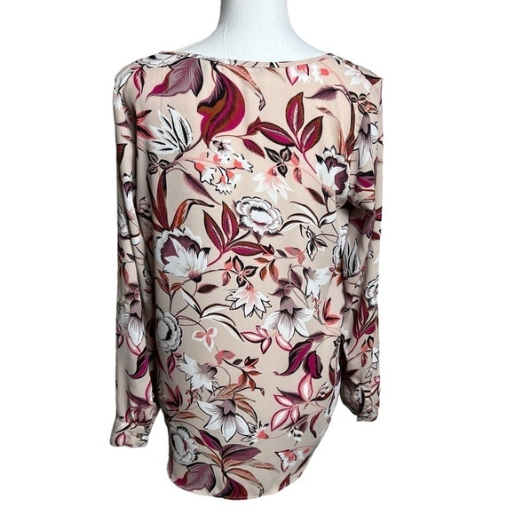 Valerie Stevens Floral Blouse Women's Medium Roll Tab Sleeves High Low Hem - Picture 3 of 9